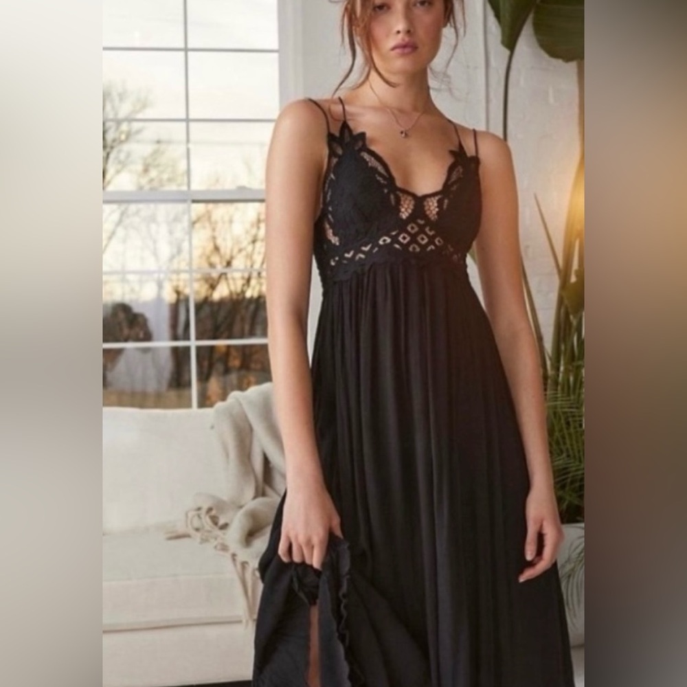 Free People Adella Maxi Dress size xs in black